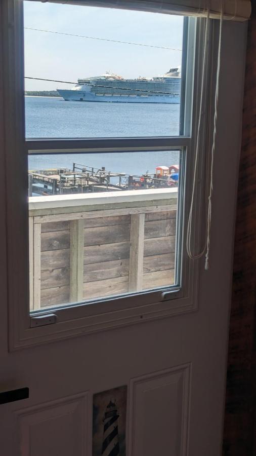 Seawatch Bed & Breakfast Bed & Breakfast Halifax Exterior photo